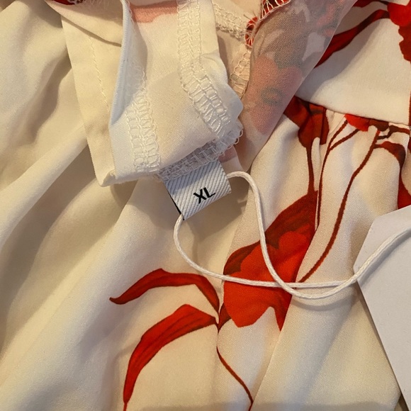 Lightweight asymmetrical Dress - Tag Still On - Never Worn - Picture 3 of 4